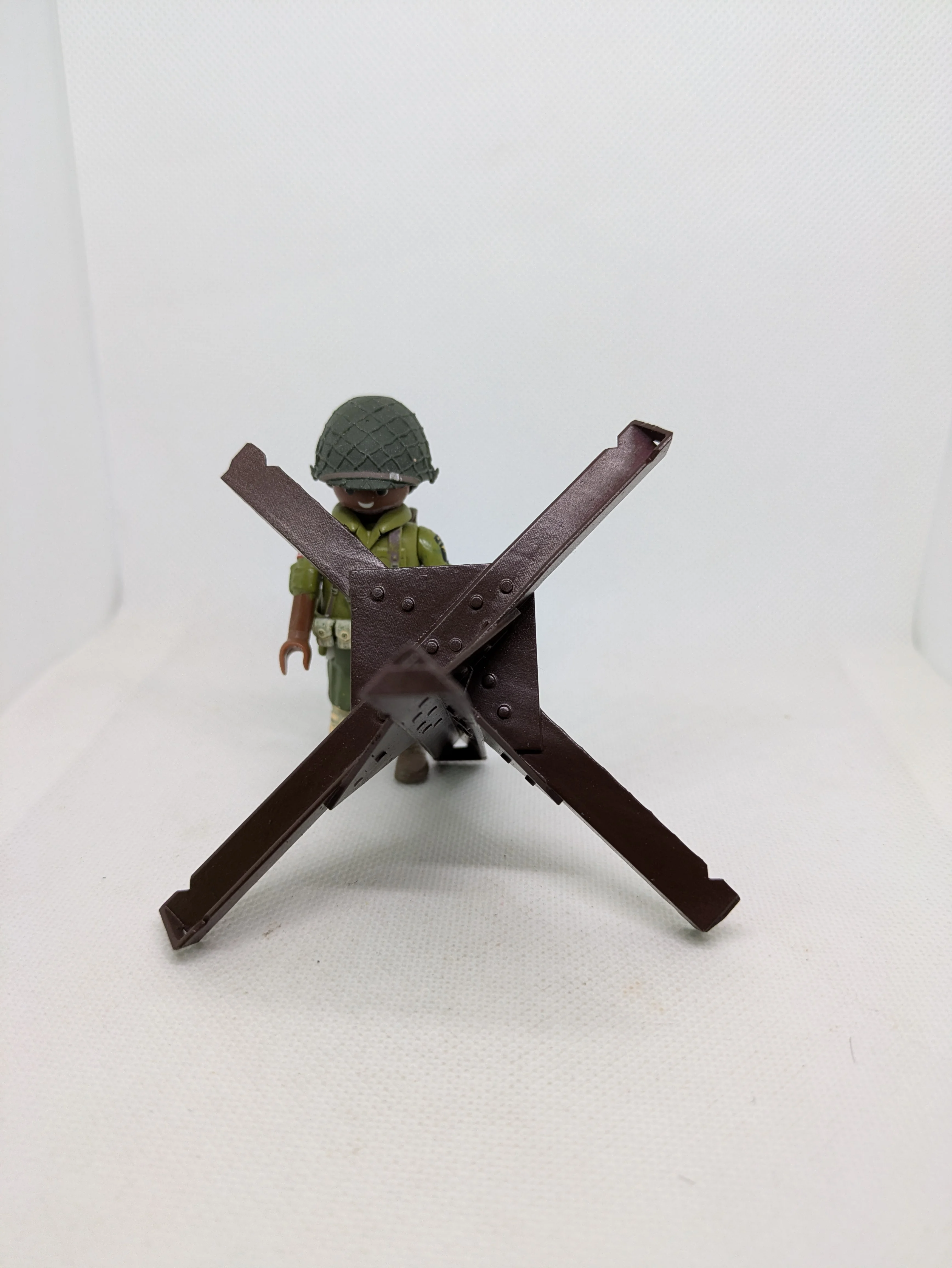 Custom Playmobil WW2 - Hérisson Tchèque anti char peint N°404 - sans personnage