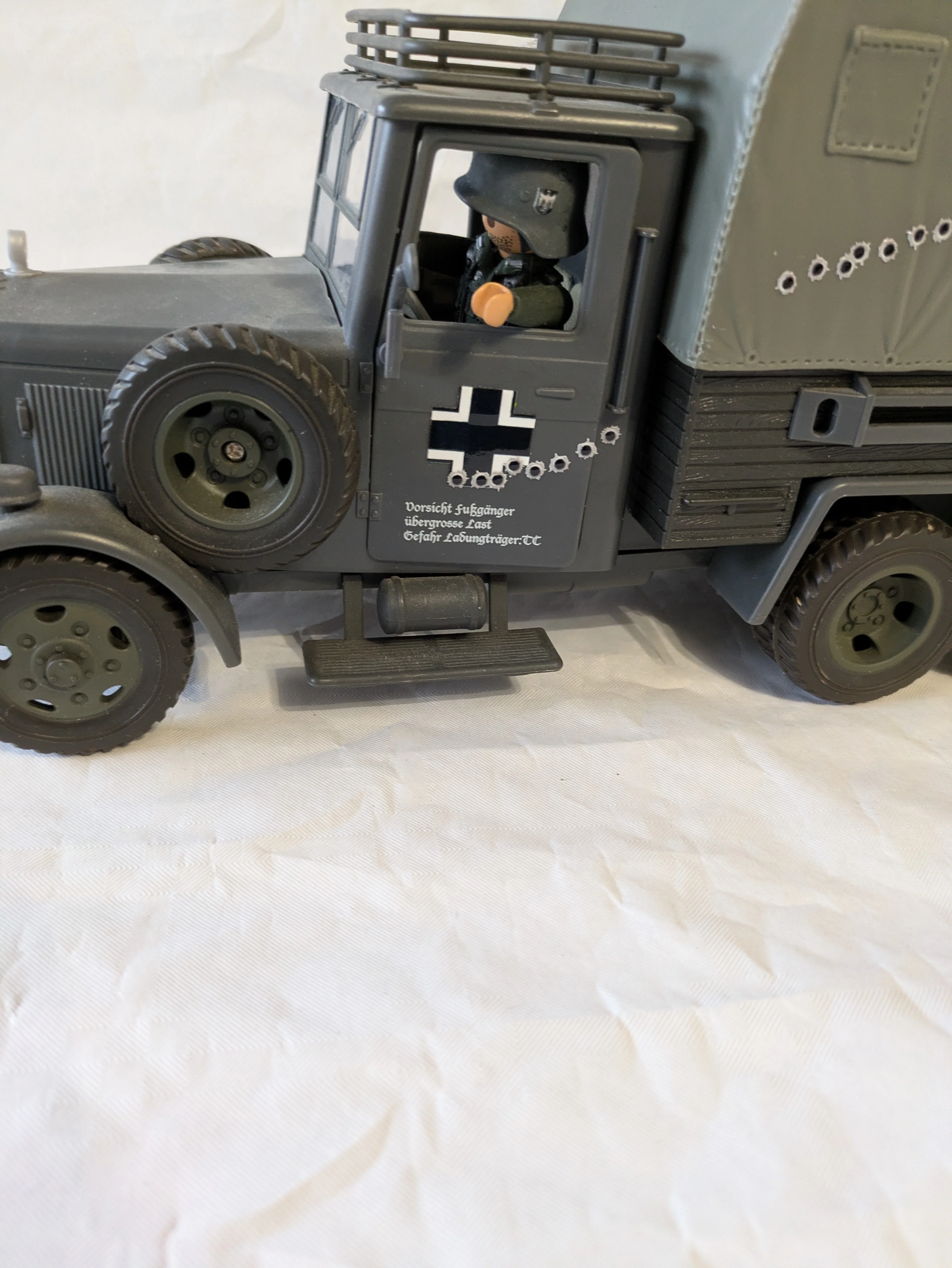 Accessoire playmobil WW2 - customisation camion Hasbro + 1 playmobil