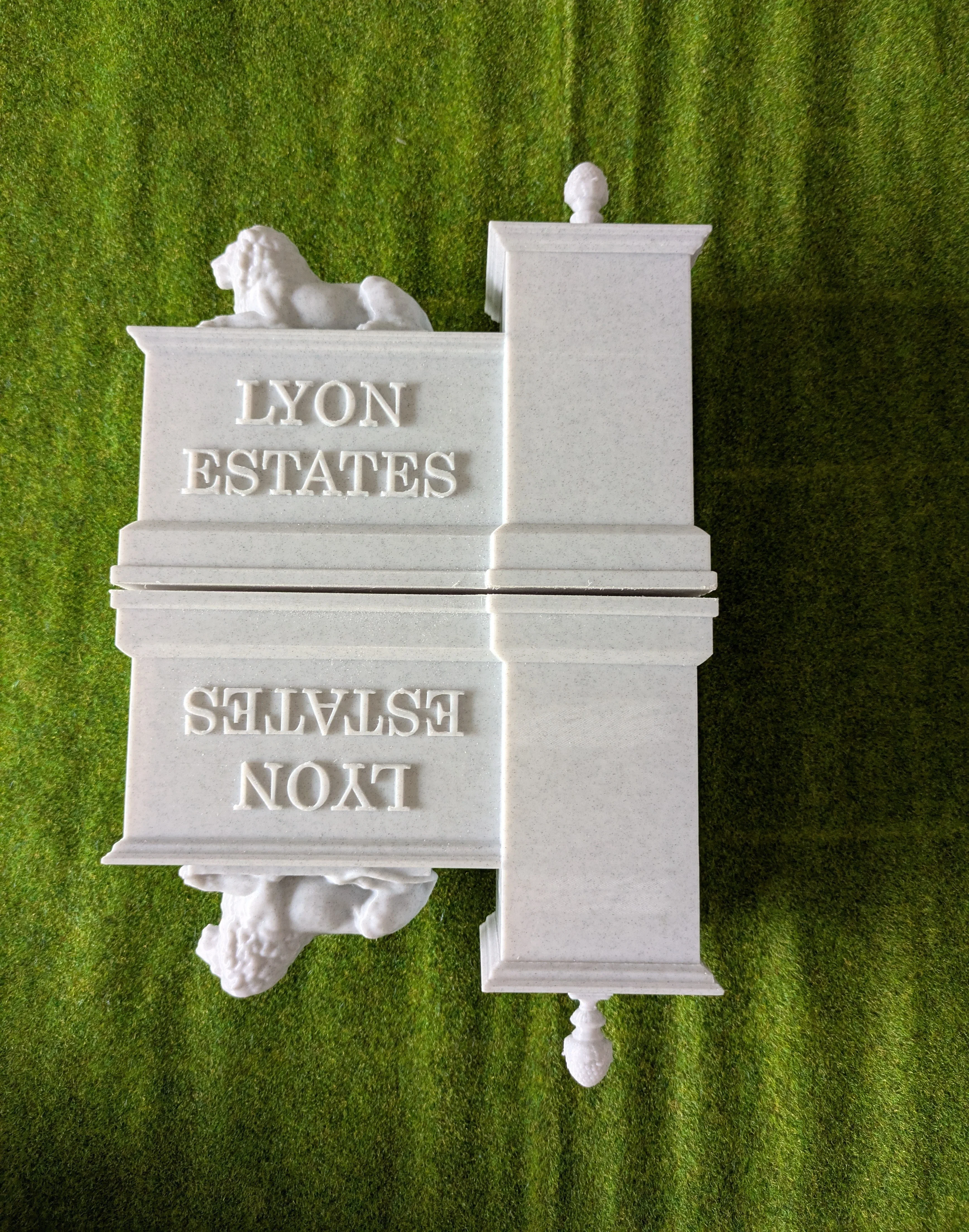 Custom Playmobil Cinéma - 2 Piliers Lyon Estates BTTF 3 - Retour vers le futur