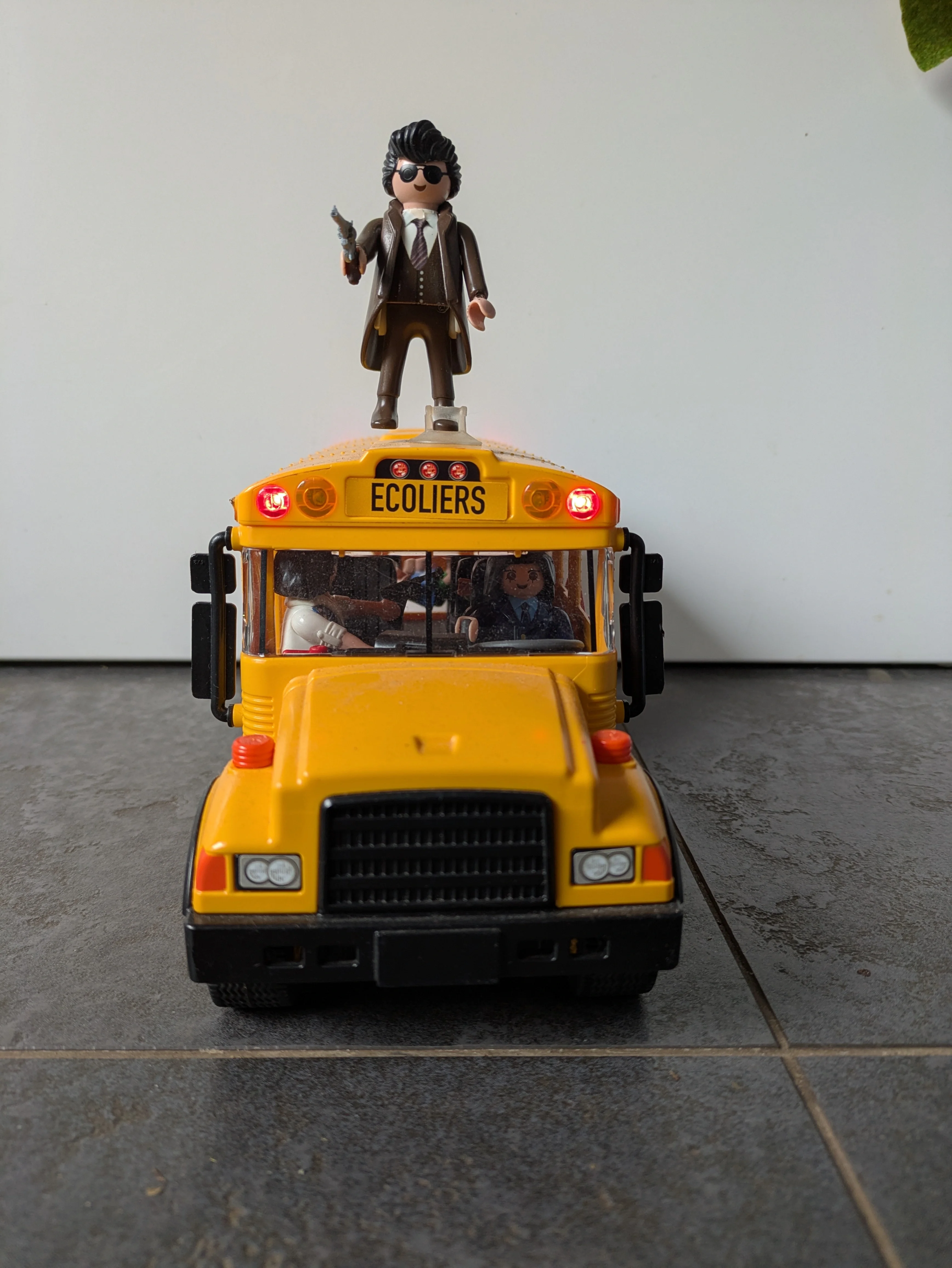 Custom Playmobil Cinéma - Inspecteur Harry + bus scolaire