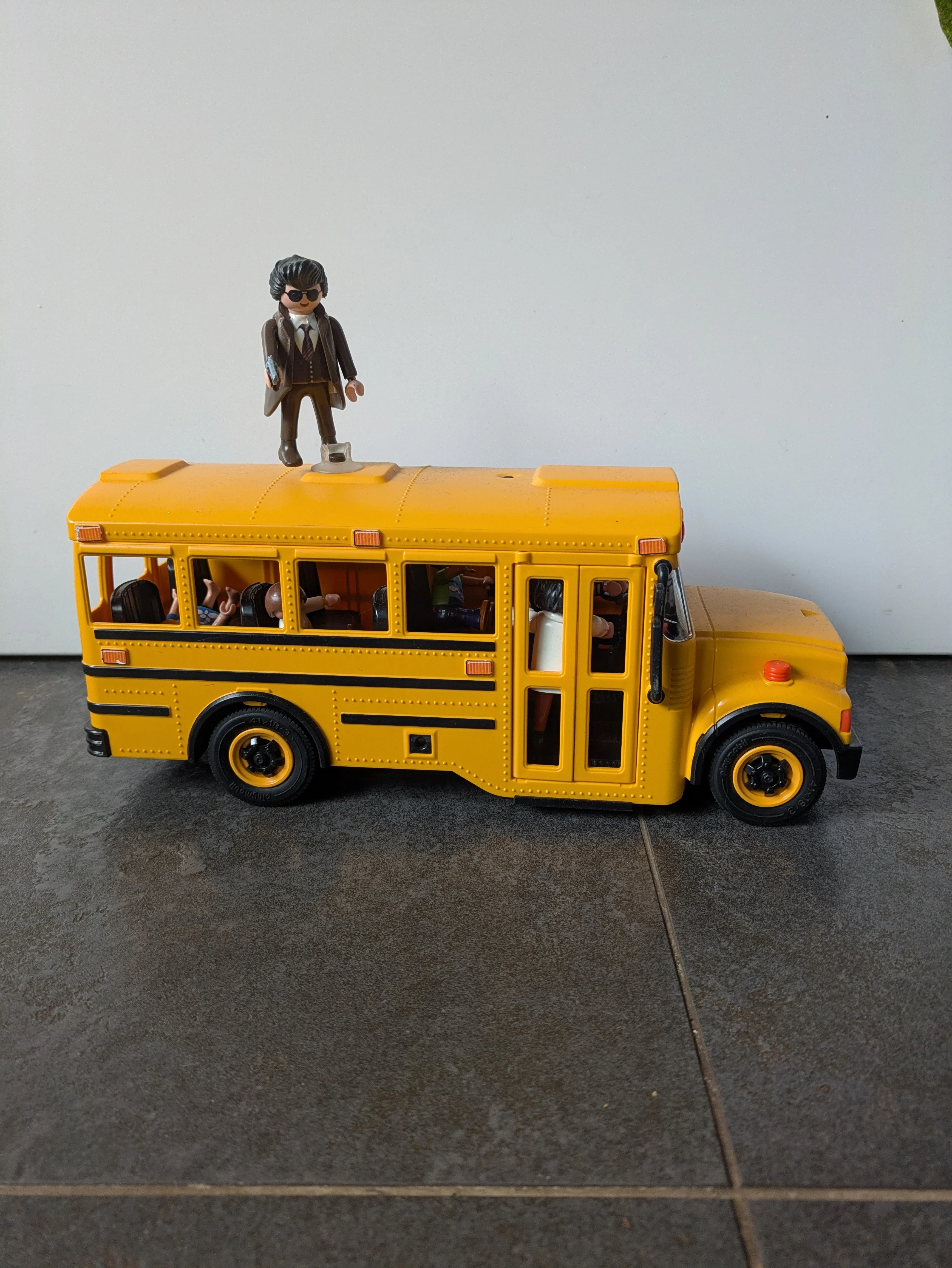 Custom Playmobil Cinéma - Inspecteur Harry + bus scolaire